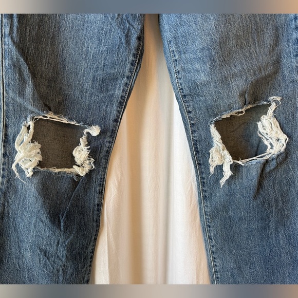 High Waisted Straight Leg Cropped DAZE Distressed Jeans - Picture 3 of 7